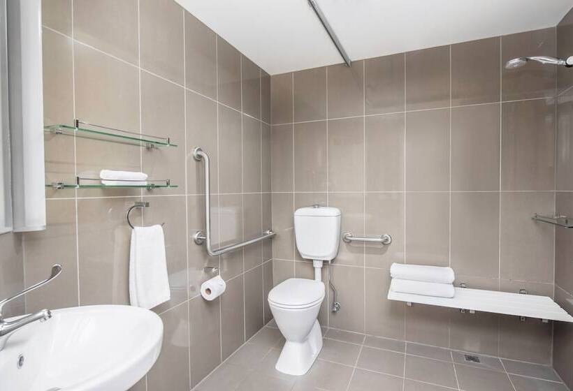 ホテル Mantra Collins