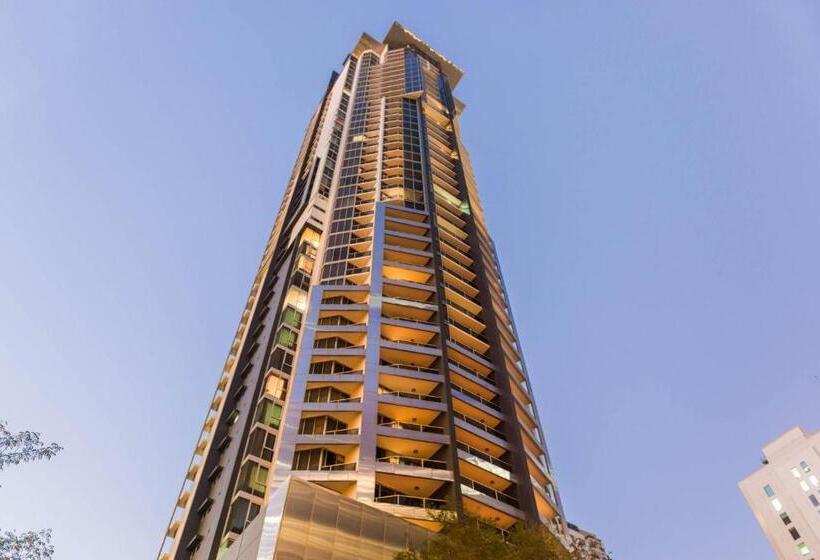 هتل Mantra On Mary