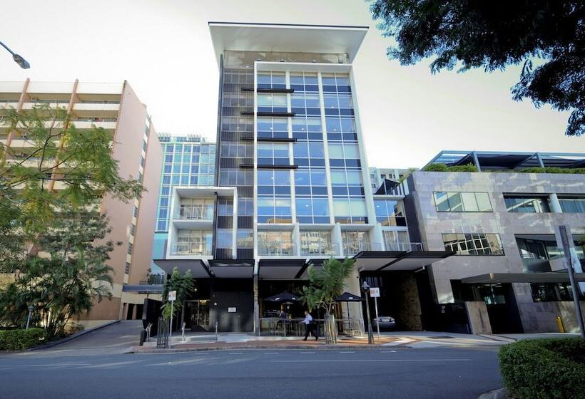 בית מלון כפרי Mantra Terrace Brisbane