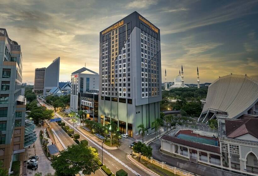 Mardhiyyah Hotel And Suites