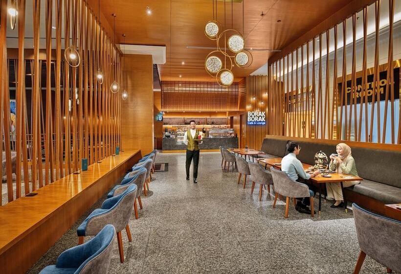 Mardhiyyah Hotel And Suites