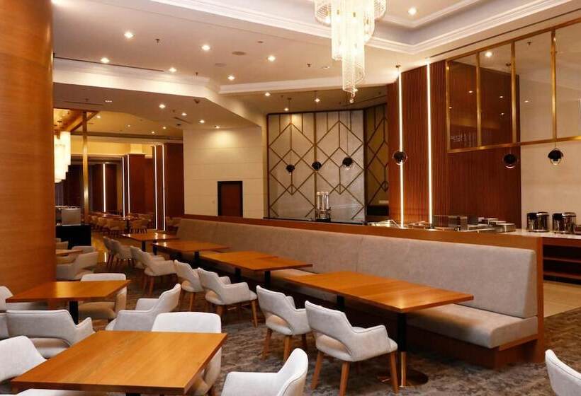 Mardhiyyah Hotel And Suites