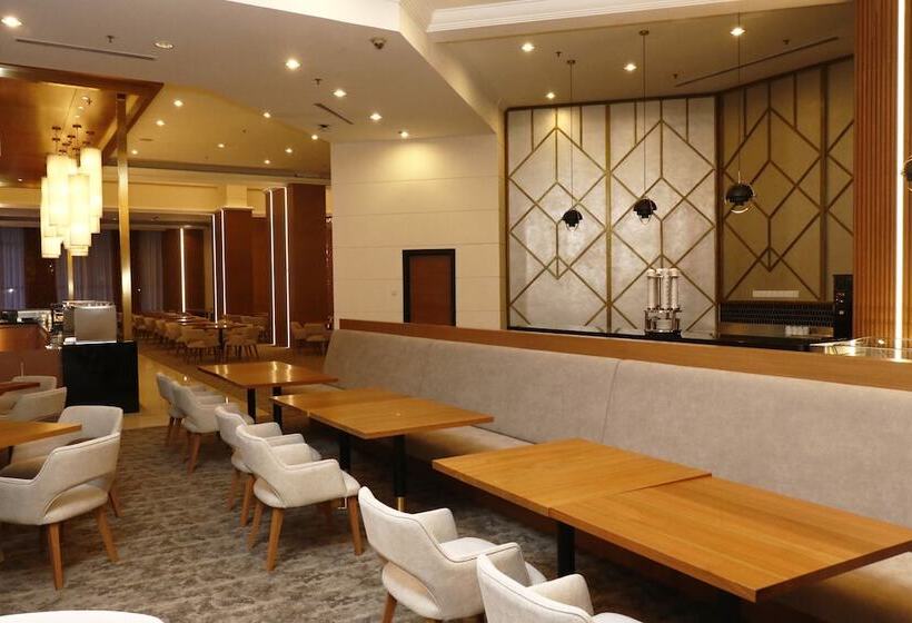 Mardhiyyah Hotel And Suites