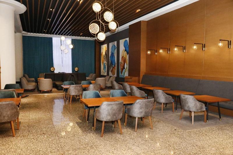 Mardhiyyah Hotel And Suites