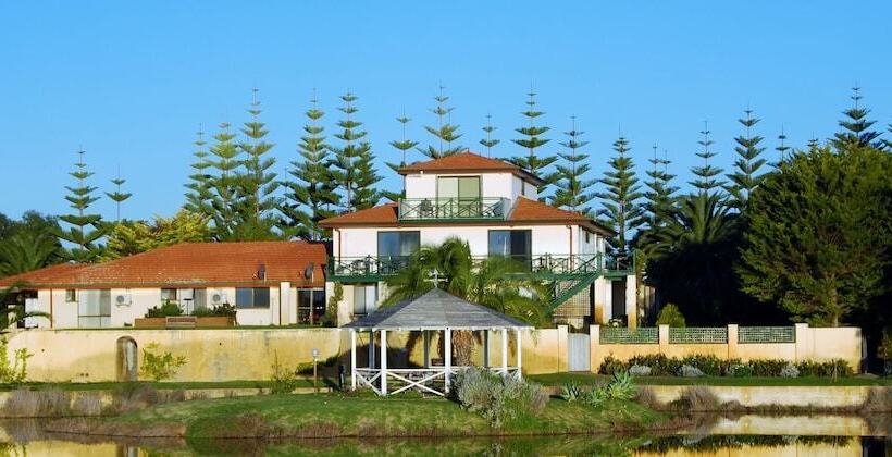 فندق Martin Fields Beach Retreat