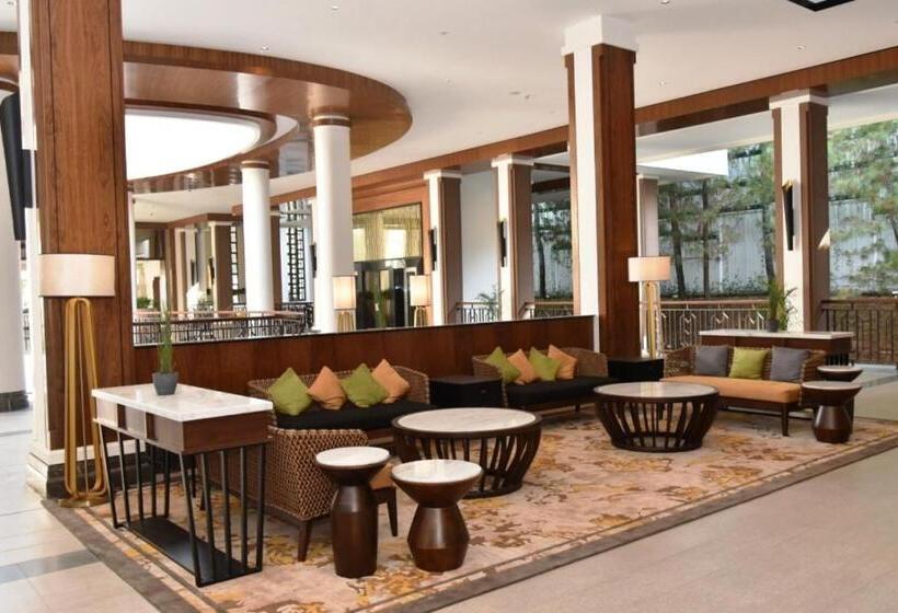 Mason Pine Hotel Bandung