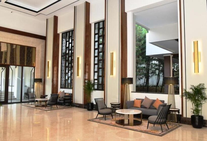 Mason Pine Hotel Bandung