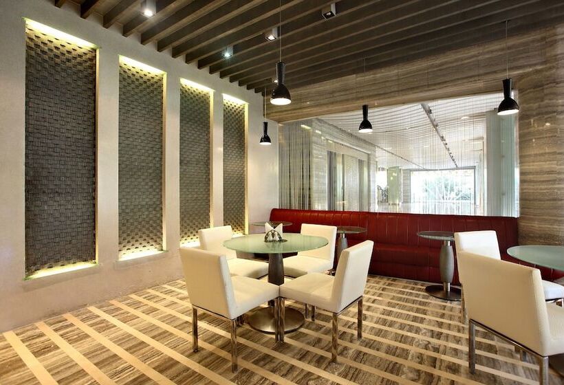 Mirage Hotel, Mumbai International Airport