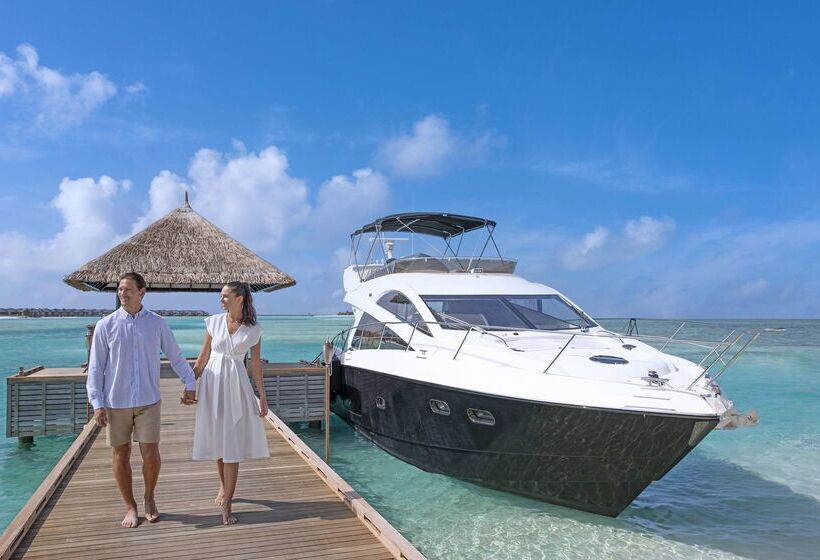 호텔 Naladhu Private Island Maldives