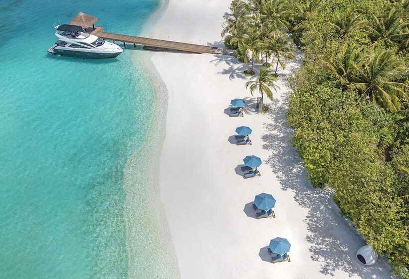 호텔 Naladhu Private Island Maldives