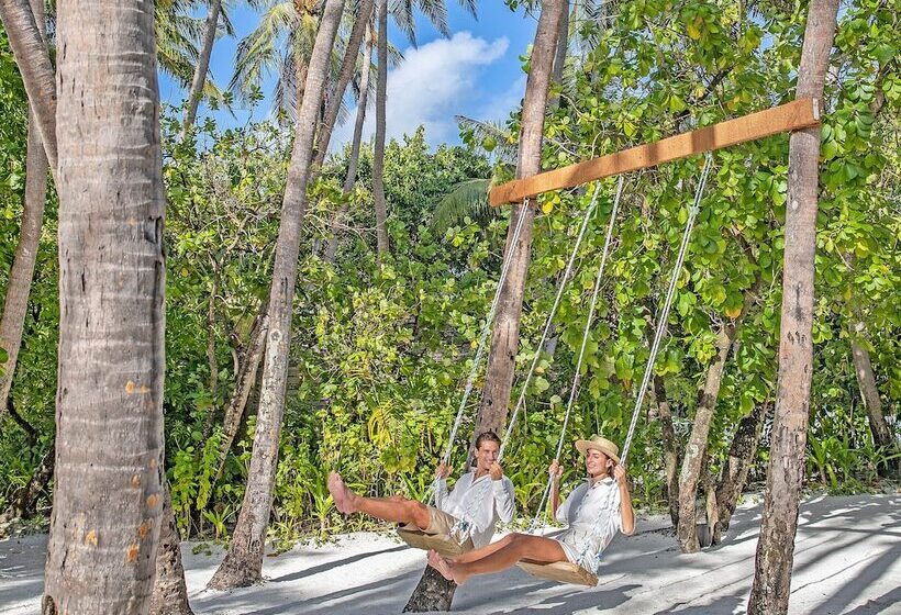 호텔 Naladhu Private Island Maldives