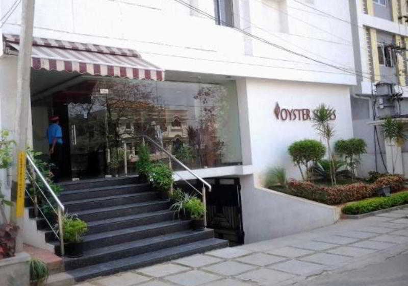 酒店 Oyster Suites