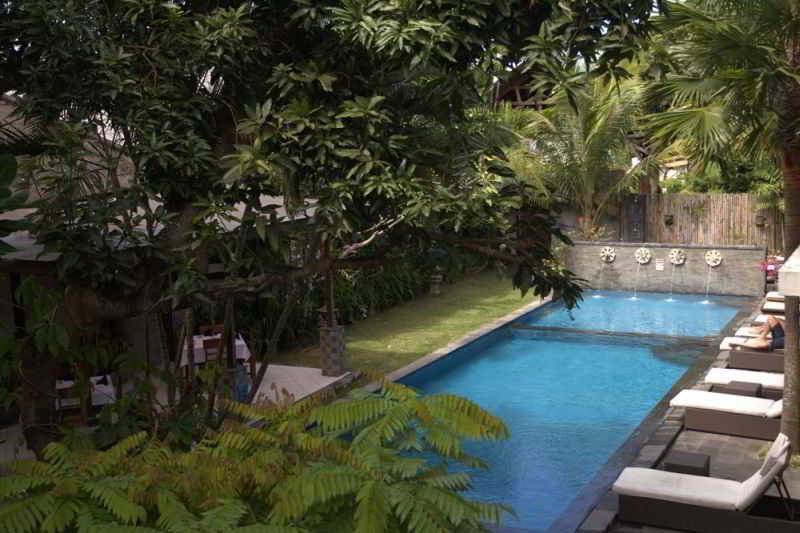 Отель Puri Maharani Boutique