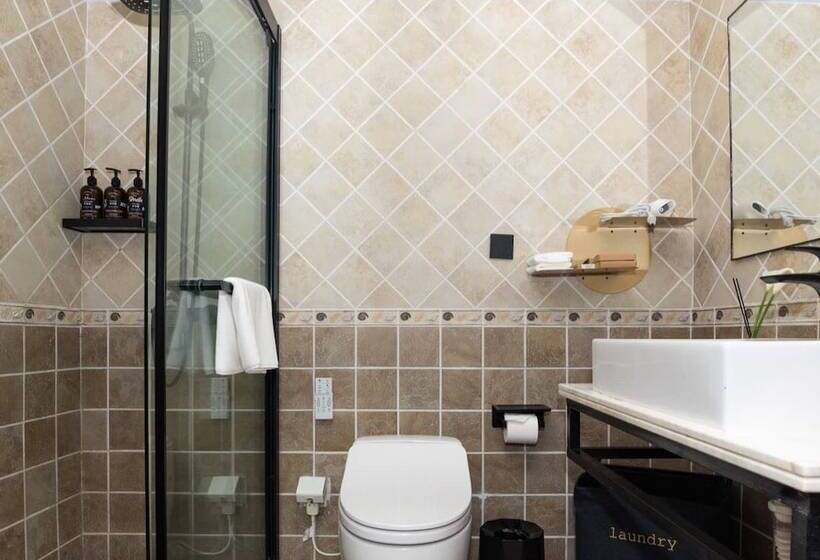 فندق Qingdao The Castle