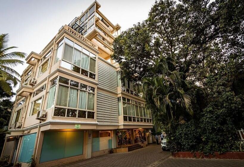 Clarion Hotel Ocean Palms Goa