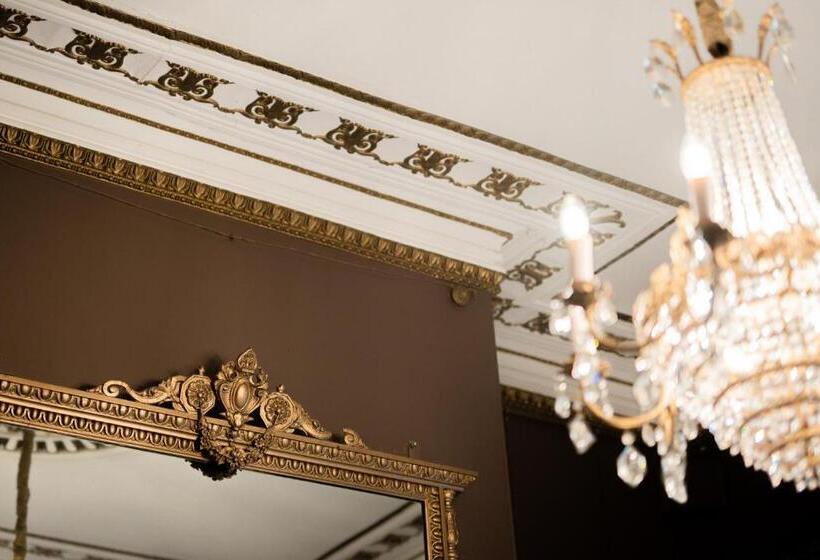 ホテル Quamby Estate