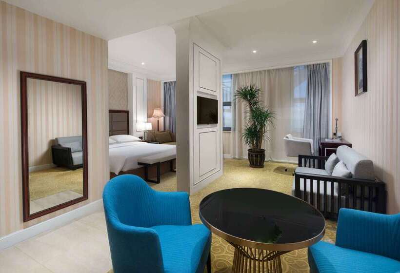 호텔 Ramada By Wyndham Shanghai Pudong
