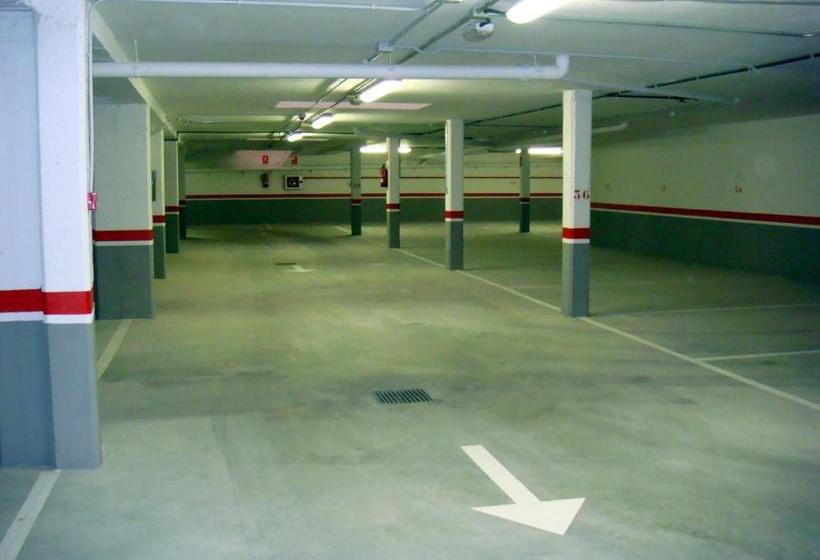 هتل Rc Ramon Y Cajal