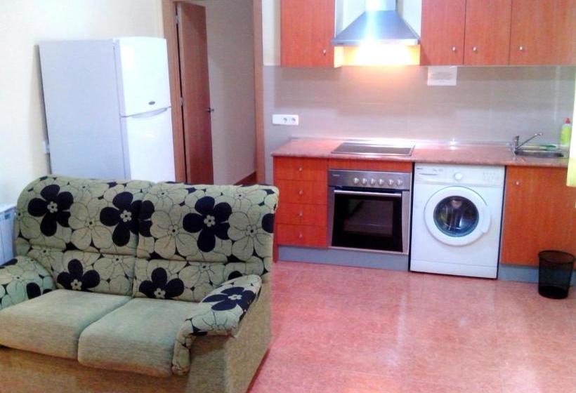 هتل Rc Ramon Y Cajal