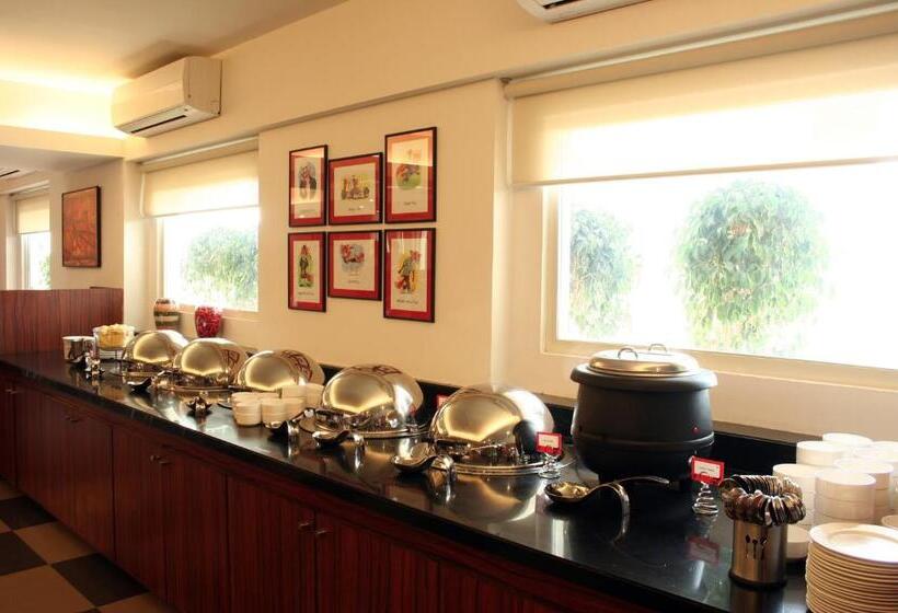 Red Fox By Lemon Tree Hotels, Jaipur