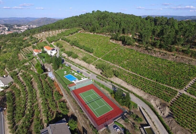 فندق ريفى Rivatur   Explorações Turísticas Lda