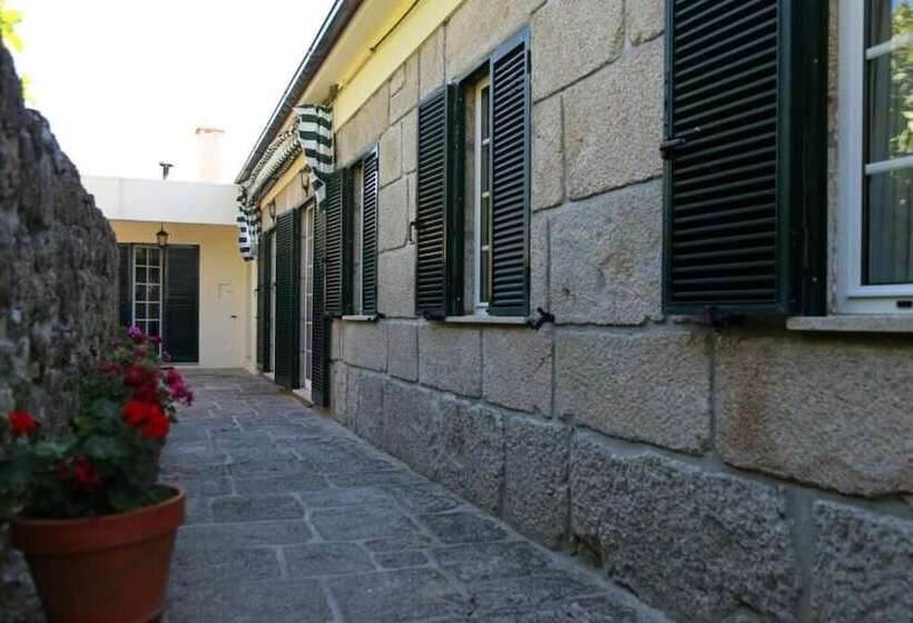 فندق ريفى Rivatur   Explorações Turísticas Lda