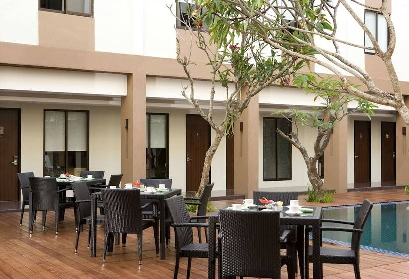 فندق Santika Kuta