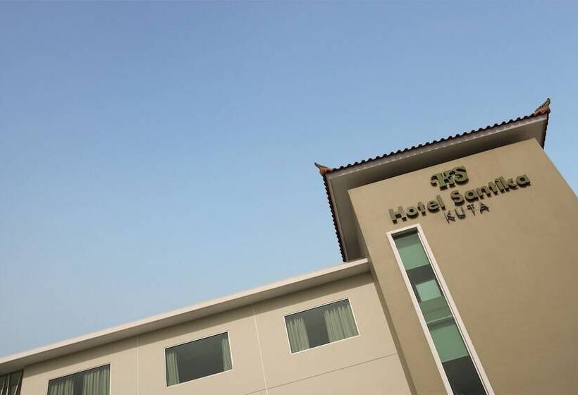 בית מלון כפרי Santika Kuta