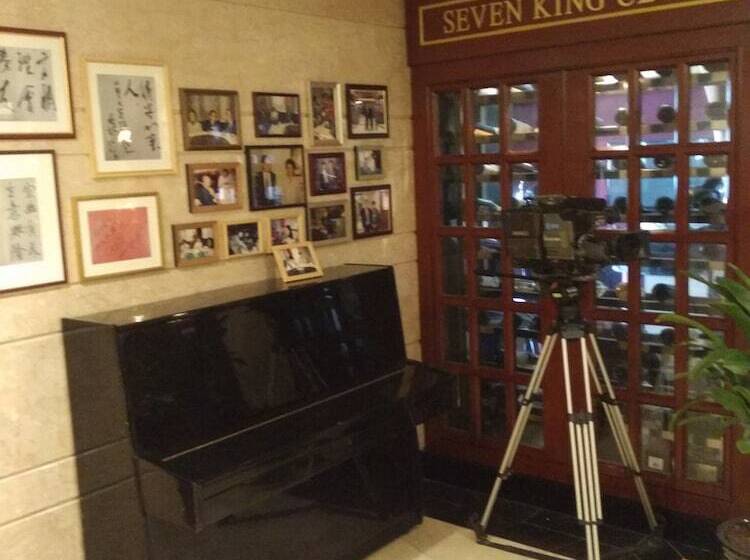 호텔 Seventh Heaven