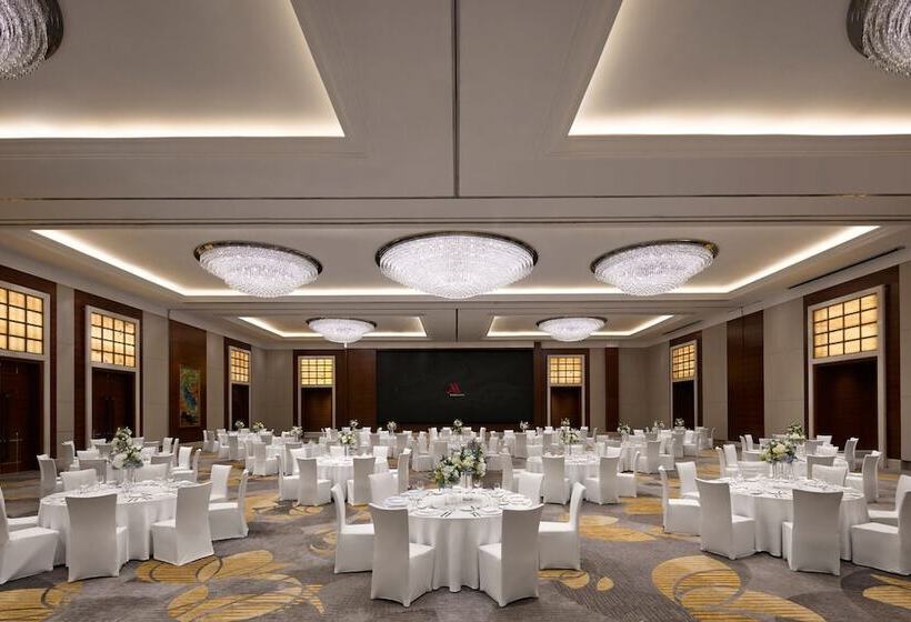 호텔 Shanghai Marriott Marquis City Centre