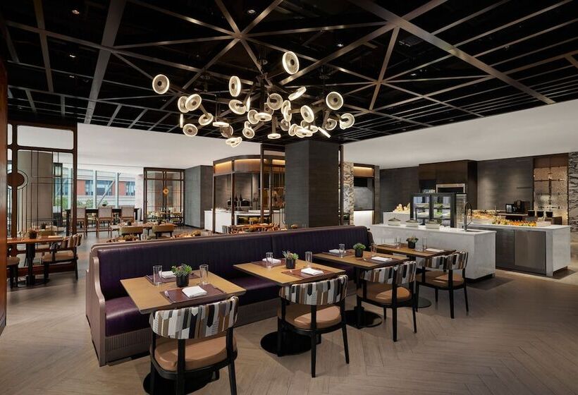 호텔 Shanghai Marriott Marquis City Centre