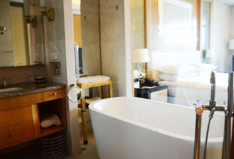 Отель Sheraton Changzhou Wujin