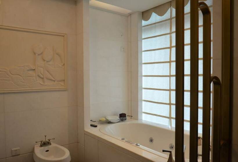 Отель Sheraton Changzhou Wujin