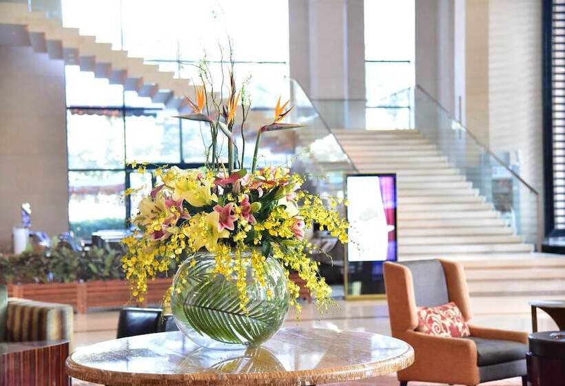 בית מלון כפרי Sheraton Zhongshan