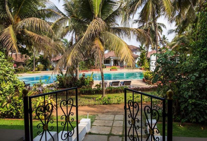 בית מלון כפרי Shikara Beach Resort