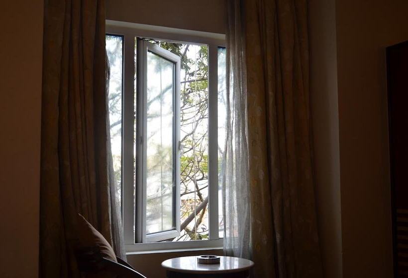 Hotel Silicrest