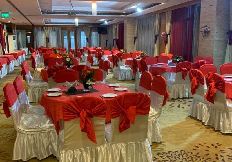 Skycity Hotel Gurgaon