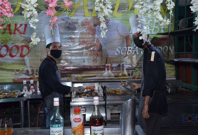 Skycity Hotel Gurgaon