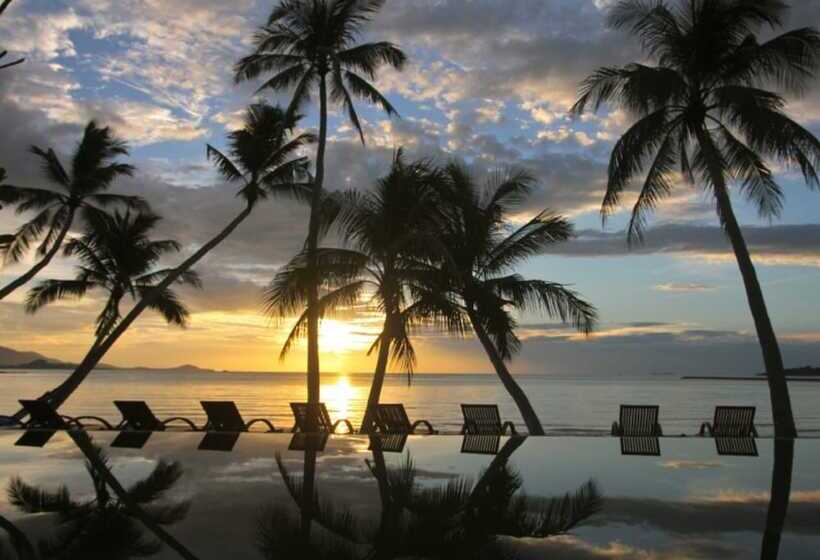 هتل Tango Luxe Beach Villa, Koh Samui