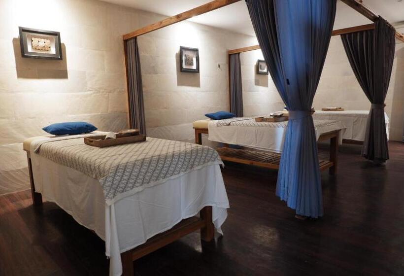 Отель The Beach House Resort