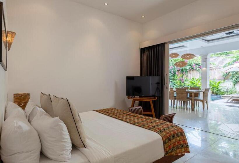 Отель The Beach House Resort