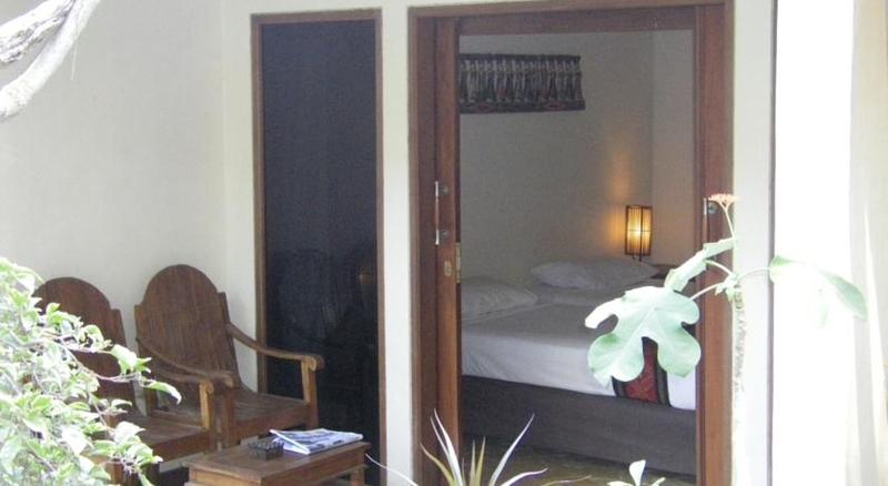 Отель The Beach House Resort