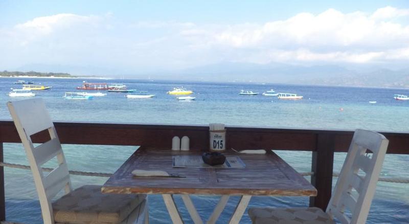 Отель The Beach House Resort