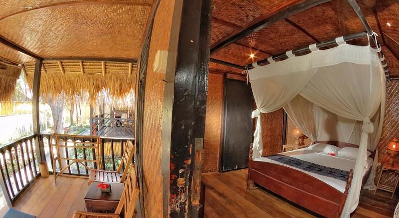 Отель The Beach House Resort