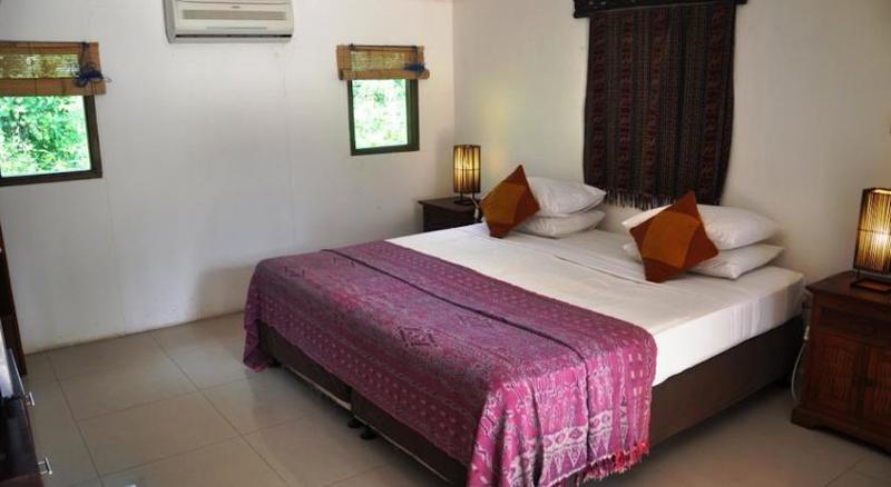 Отель The Beach House Resort