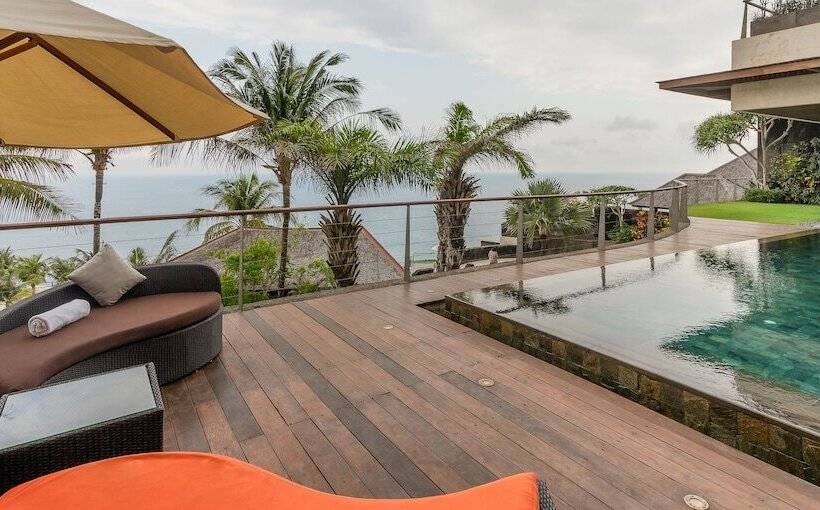 בית מלון כפרי The Edge Bali