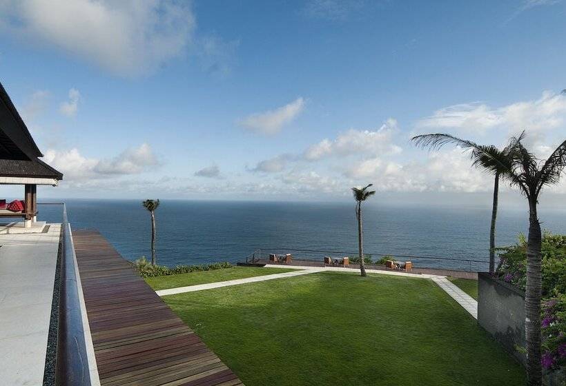 בית מלון כפרי The Edge Bali