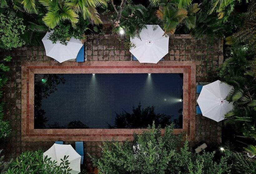 酒店 The Oasis Harbor