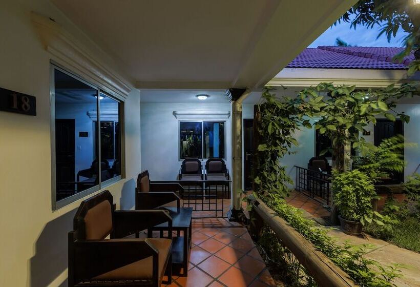 酒店 The Oasis Harbor