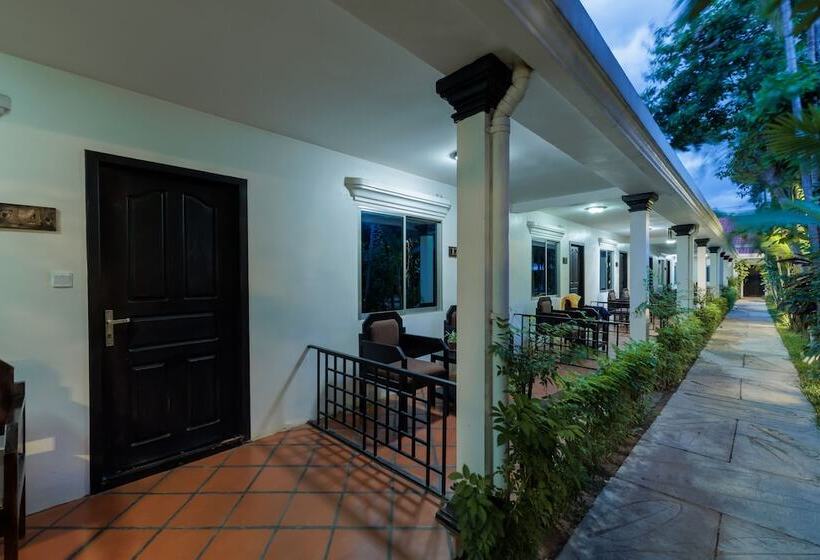 酒店 The Oasis Harbor